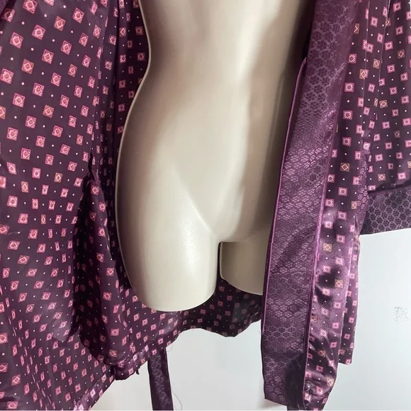 Vintage Victorias Secret Robe Womens One Size O/S Sleepwear Belt Burgundy new. - Picture 8 of 8